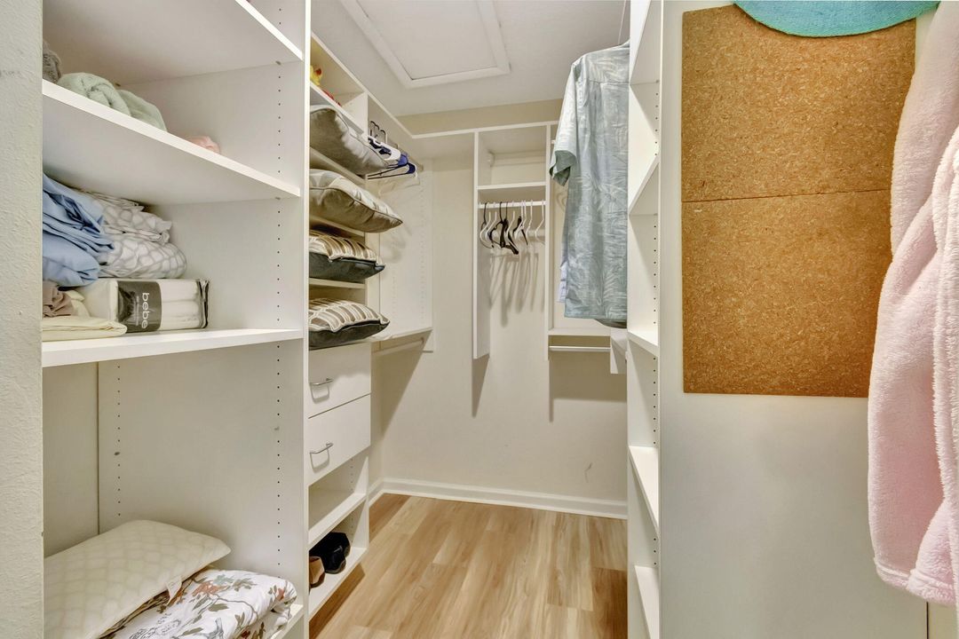 待售: $270,000 (3 贝兹, 2 浴室, 1335 平方英尺)