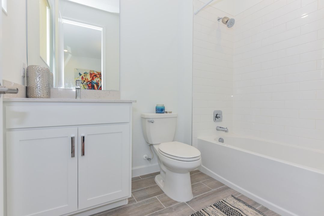 For Sale: $1,200,000 (5 beds, 4 baths, 4083 Square Feet)