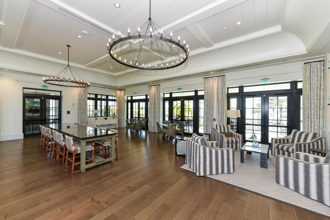 For Sale: $1,200,000 (5 beds, 4 baths, 4083 Square Feet)