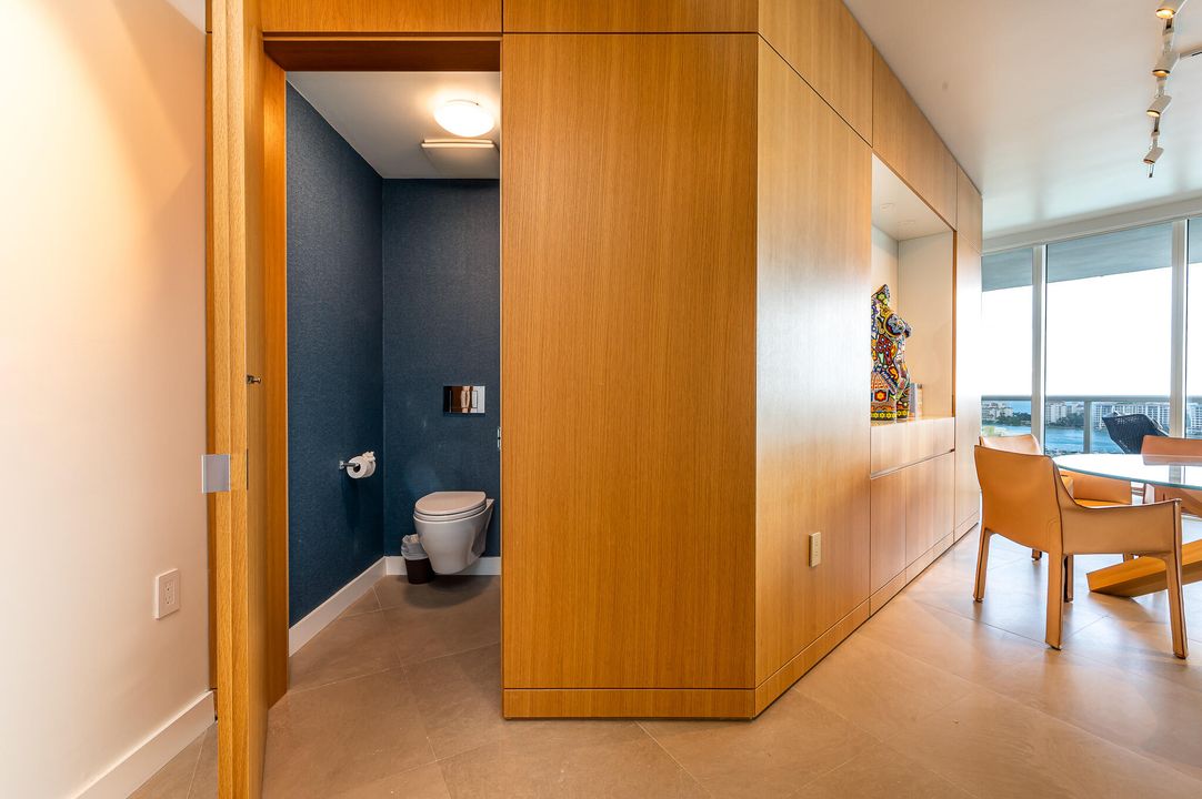 For Rent: $17,500 (2 beds, 2 baths, 1600 Square Feet)