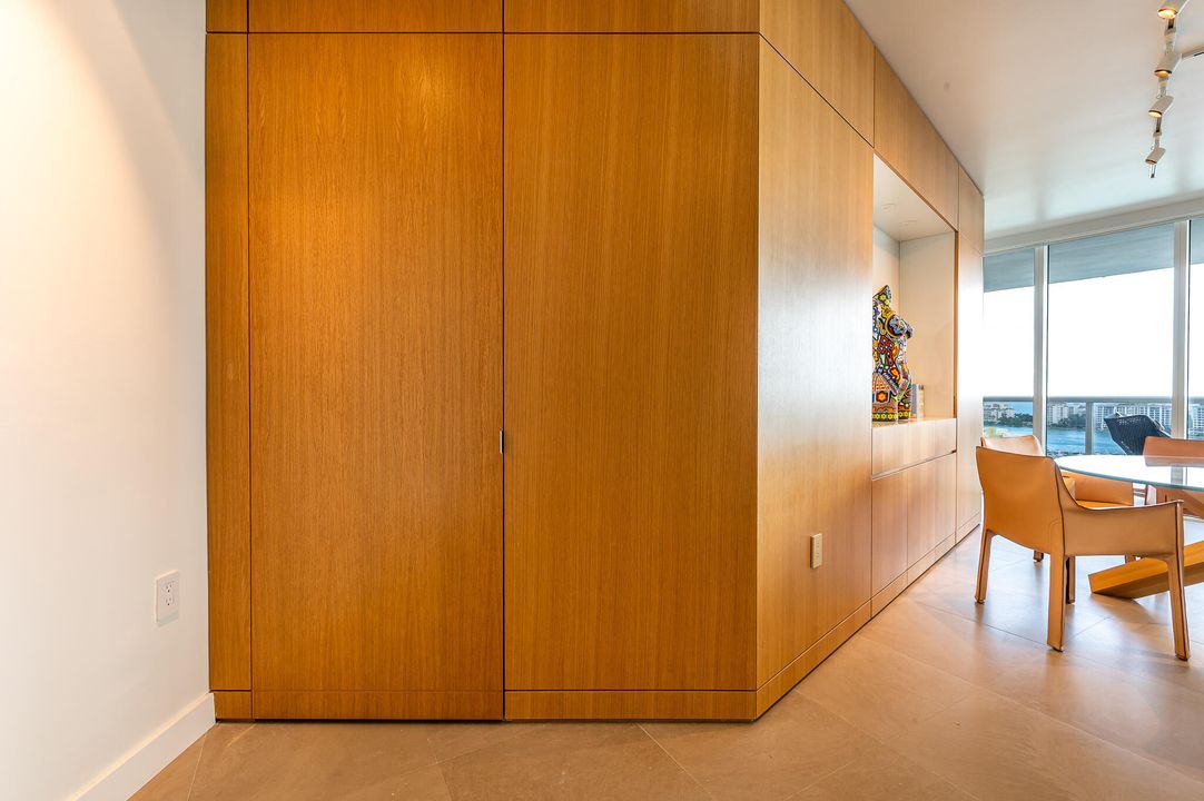 For Rent: $17,500 (2 beds, 2 baths, 1600 Square Feet)