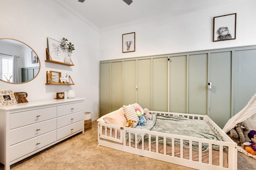 For Sale: $549,000 (3 beds, 2 baths, 1726 Square Feet)