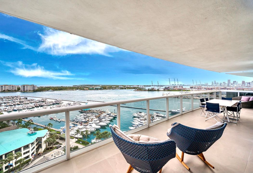 For Rent: $17,500 (2 beds, 2 baths, 1600 Square Feet)