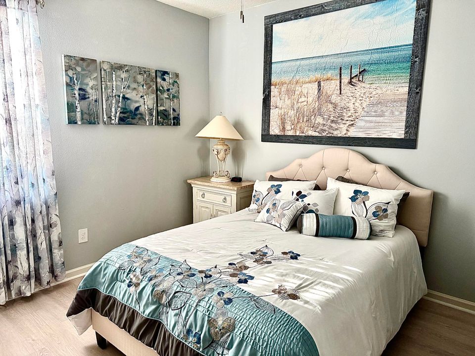 Active With Contract: $499,000 (4 beds, 2 baths, 2034 Square Feet)