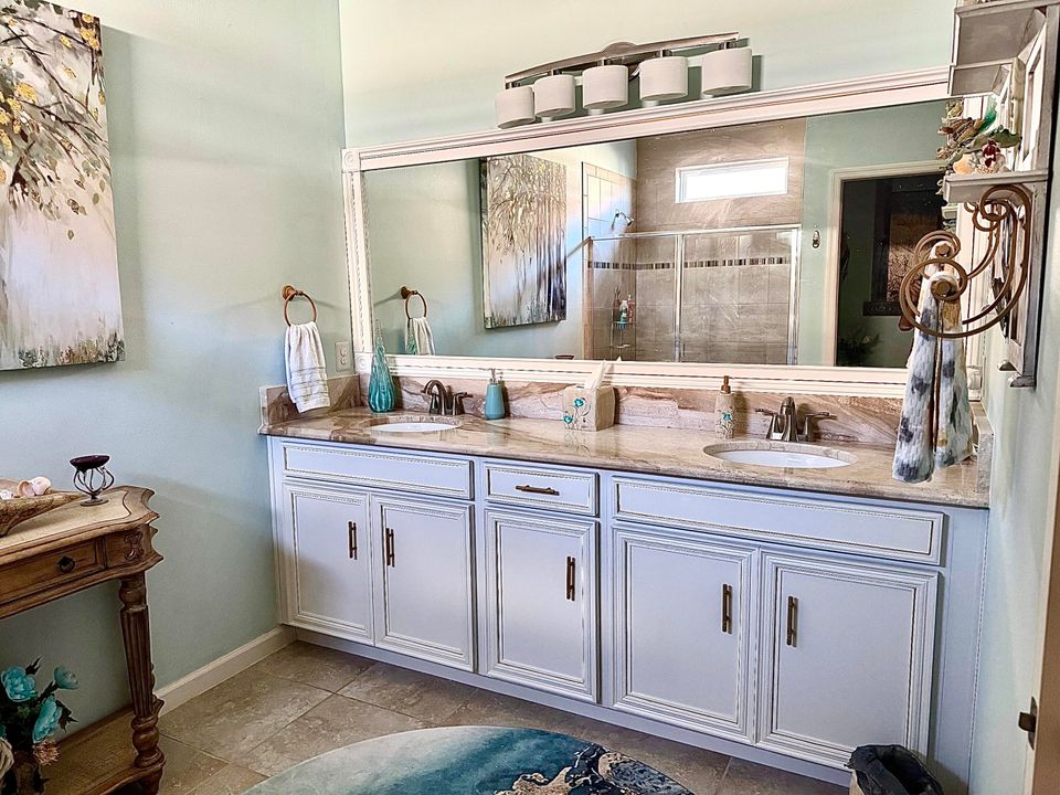 Active With Contract: $499,000 (4 beds, 2 baths, 2034 Square Feet)