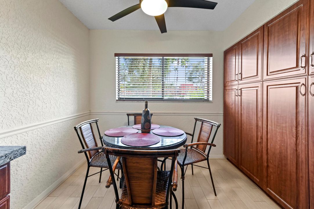 Activo con contrato: $2,400 (2 camas, 2 baños, 1362 Pies cuadrados)