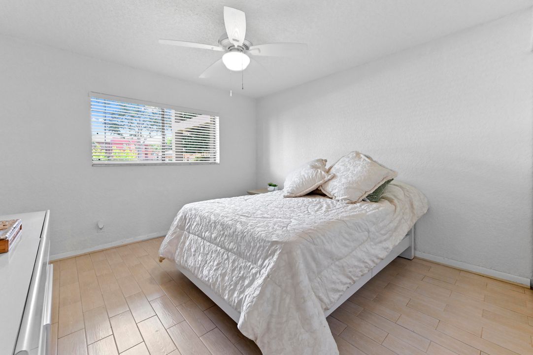 Activo con contrato: $2,400 (2 camas, 2 baños, 1362 Pies cuadrados)