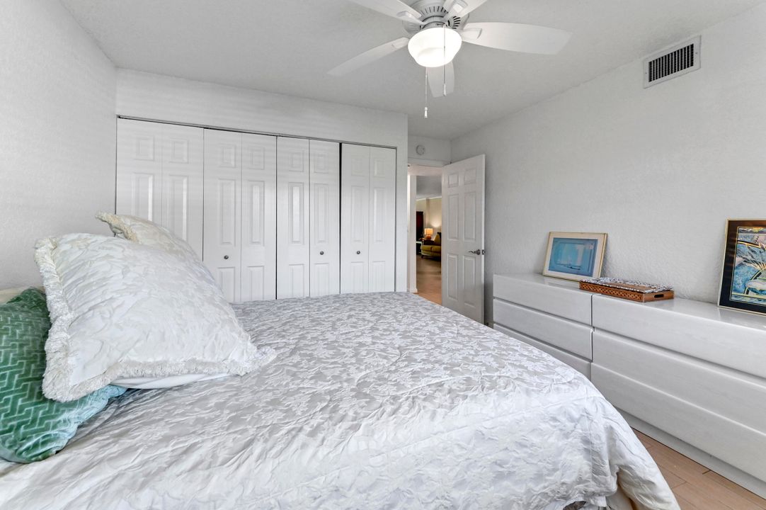 Activo con contrato: $2,400 (2 camas, 2 baños, 1362 Pies cuadrados)