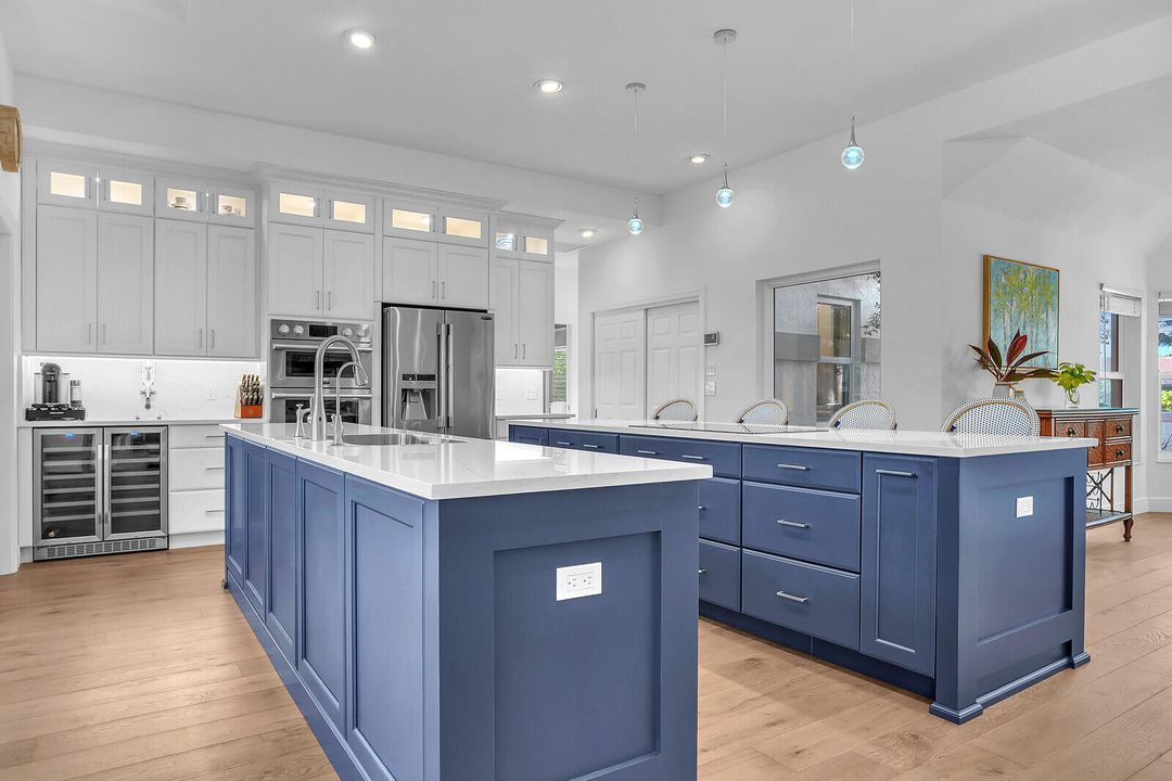 待售: $1,500,000 (3 贝兹, 3 浴室, 2516 平方英尺)