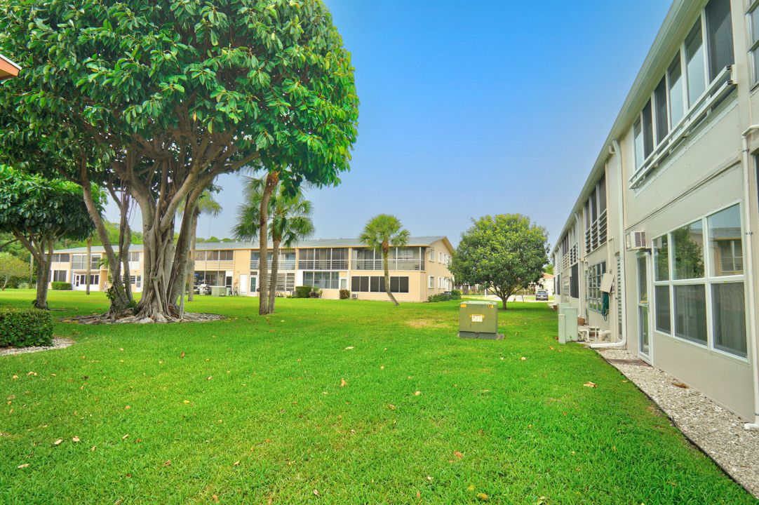 待售: $85,000 (1 贝兹, 1 浴室, 558 平方英尺)