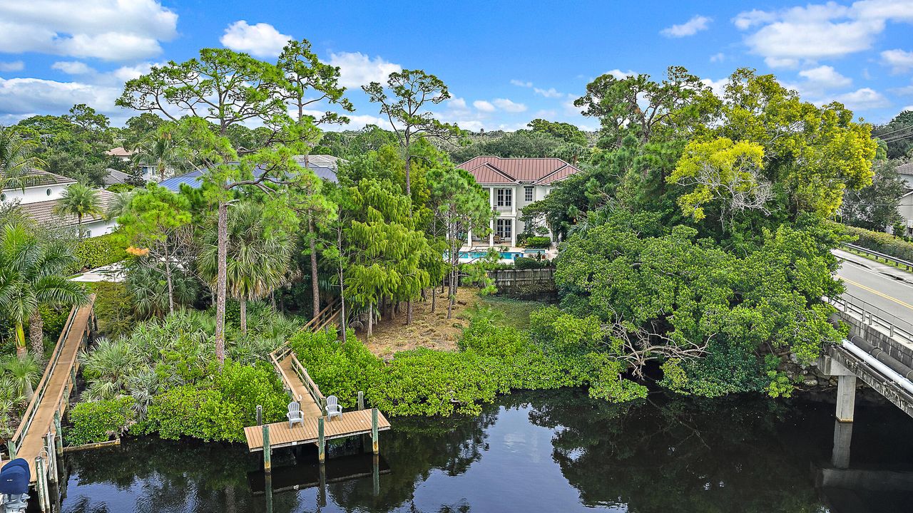 For Sale: $6,000,000 (4 beds, 4 baths, 4666 Square Feet)