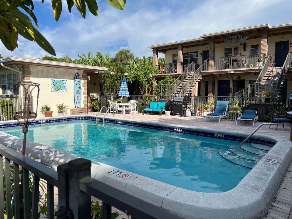 Recently Rented: $1,695 (1 beds, 1 baths, 450 Square Feet)