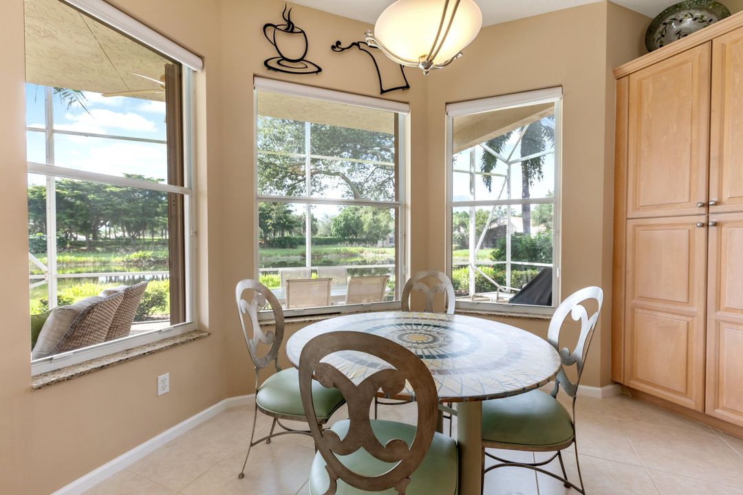 合同活跃: $499,000 (3 贝兹, 2 浴室, 2099 平方英尺)