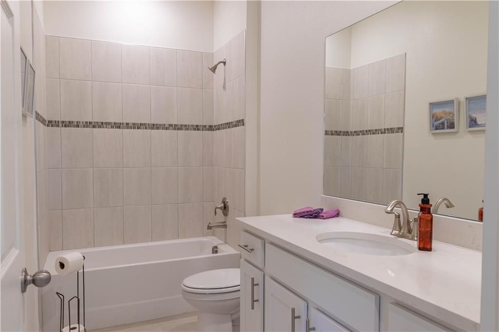 待售: $519,000 (3 贝兹, 3 浴室, 2290 平方英尺)