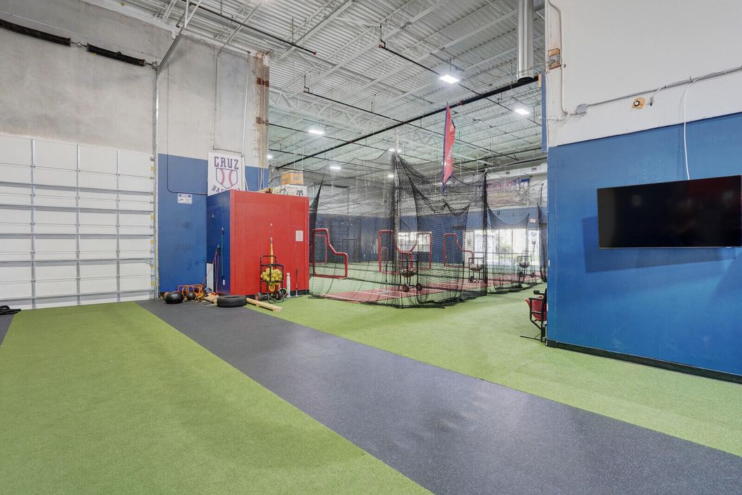 For Sale: $9,950,000 (0 beds, 0 baths, 31700 Square Feet)