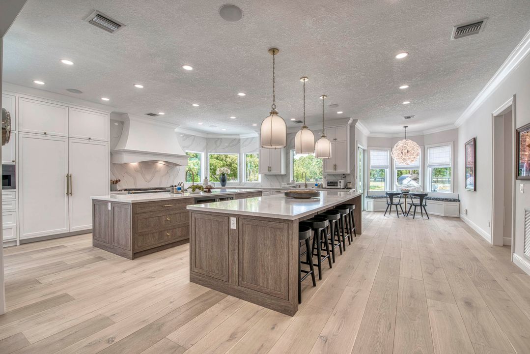 For Sale: $3,994,980 (6 beds, 6 baths, 5560 Square Feet)