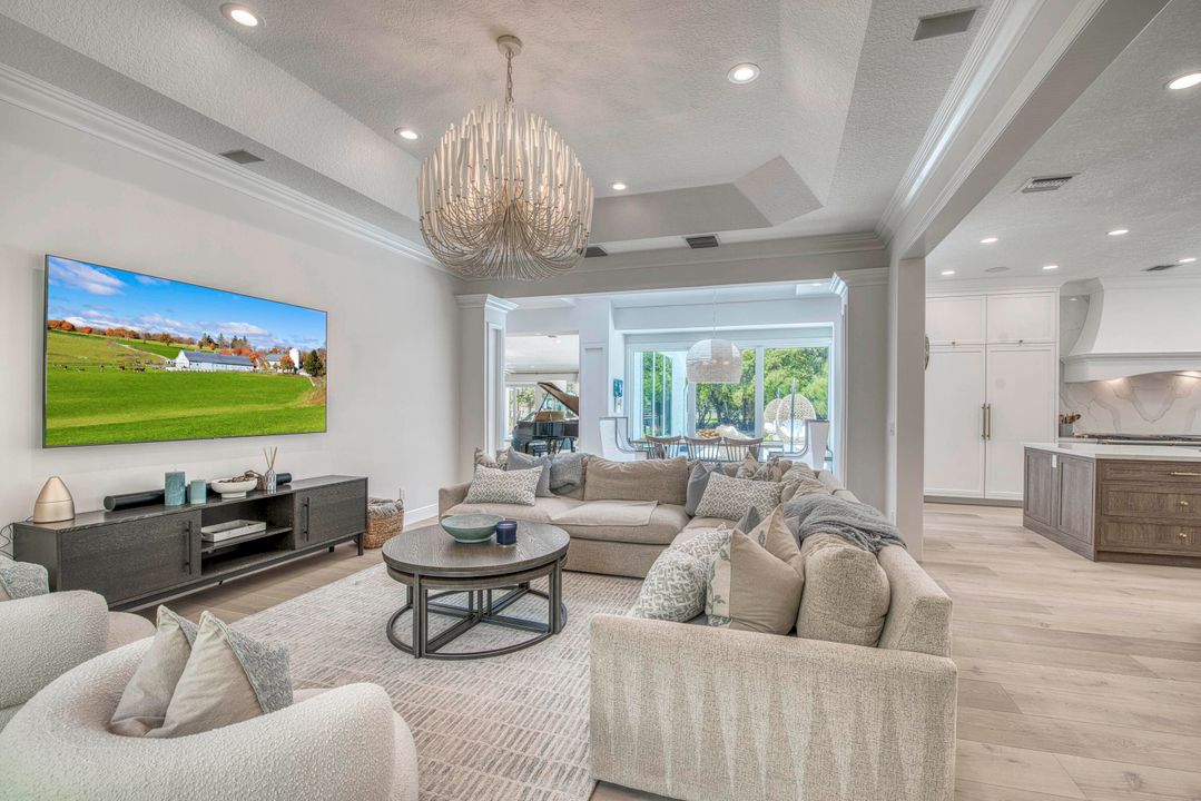 For Sale: $3,994,980 (6 beds, 6 baths, 5560 Square Feet)