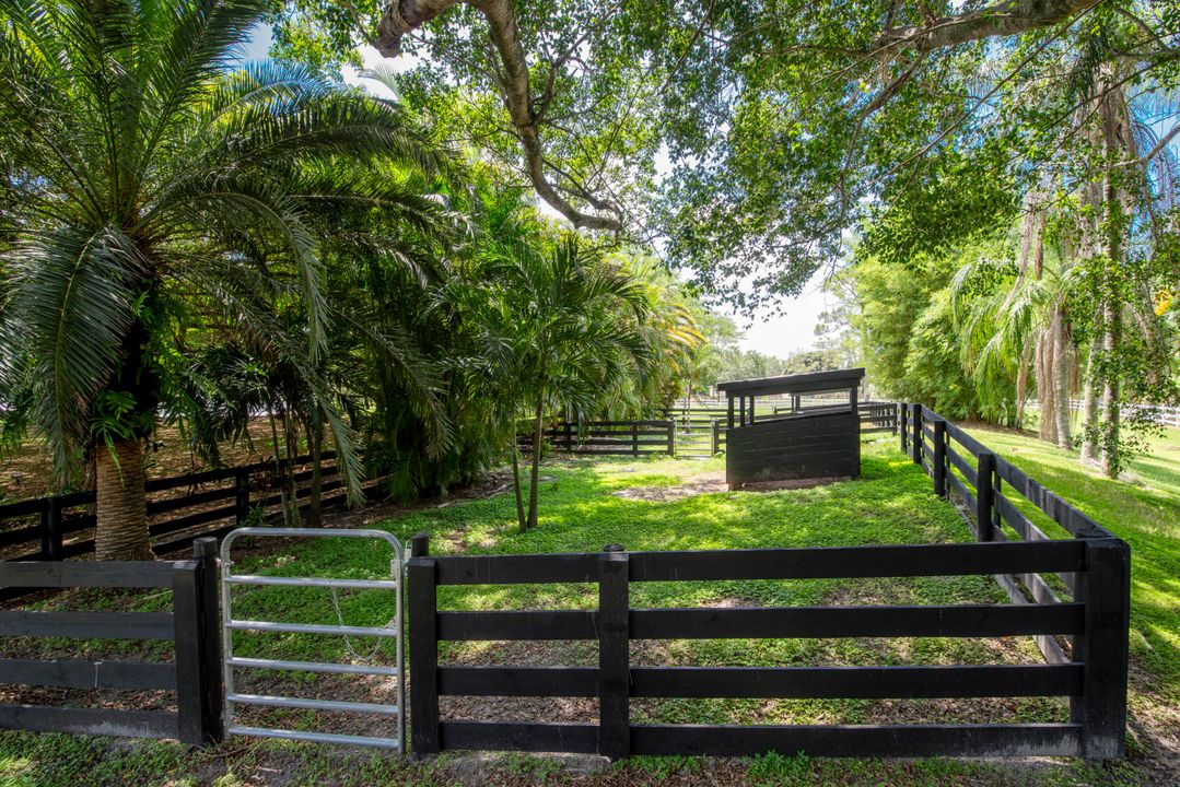 For Sale: $3,994,980 (6 beds, 6 baths, 5560 Square Feet)