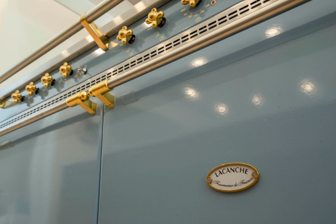 For Sale: $3,994,980 (6 beds, 6 baths, 5560 Square Feet)