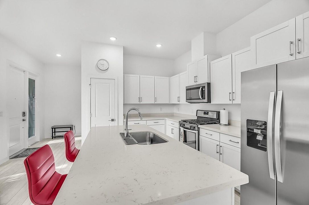 En Venta: $505,000 (3 camas, 2 baños, 1925 Pies cuadrados)