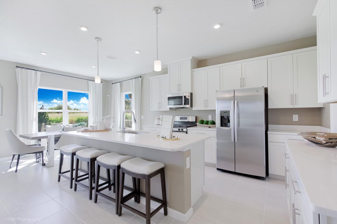 For Sale: $497,500 (4 beds, 3 baths, 2144 Square Feet)