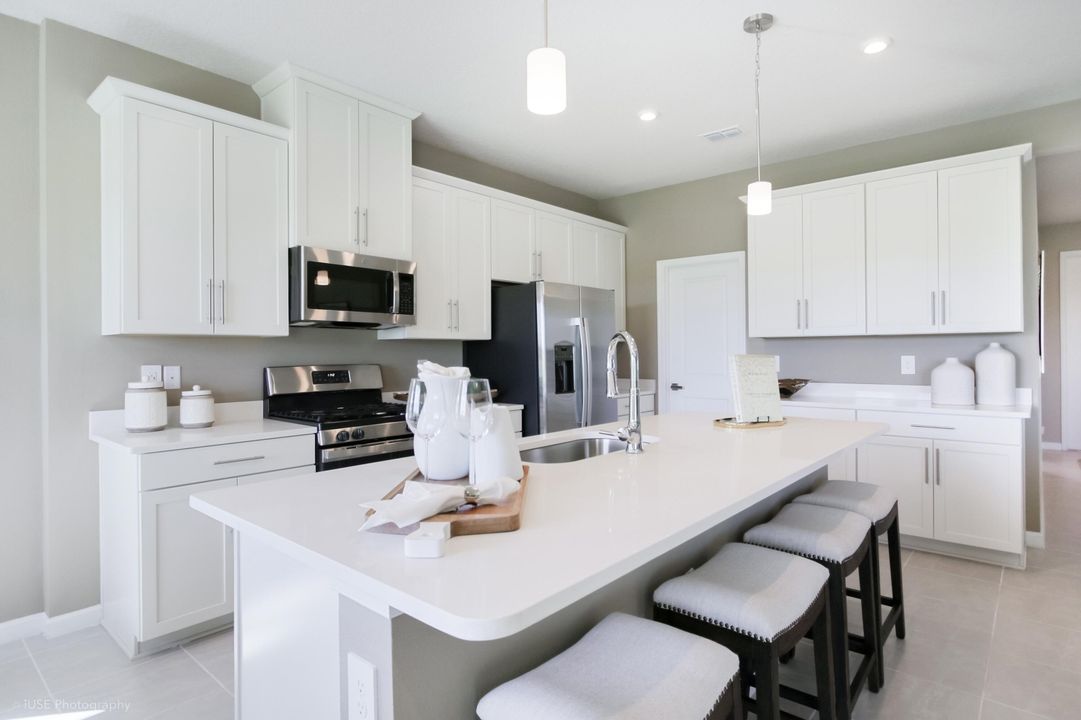 For Sale: $497,500 (4 beds, 3 baths, 2144 Square Feet)