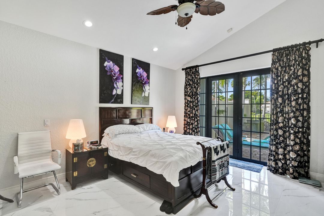 Active With Contract: $799,995 (2 beds, 2 baths, 1936 Square Feet)