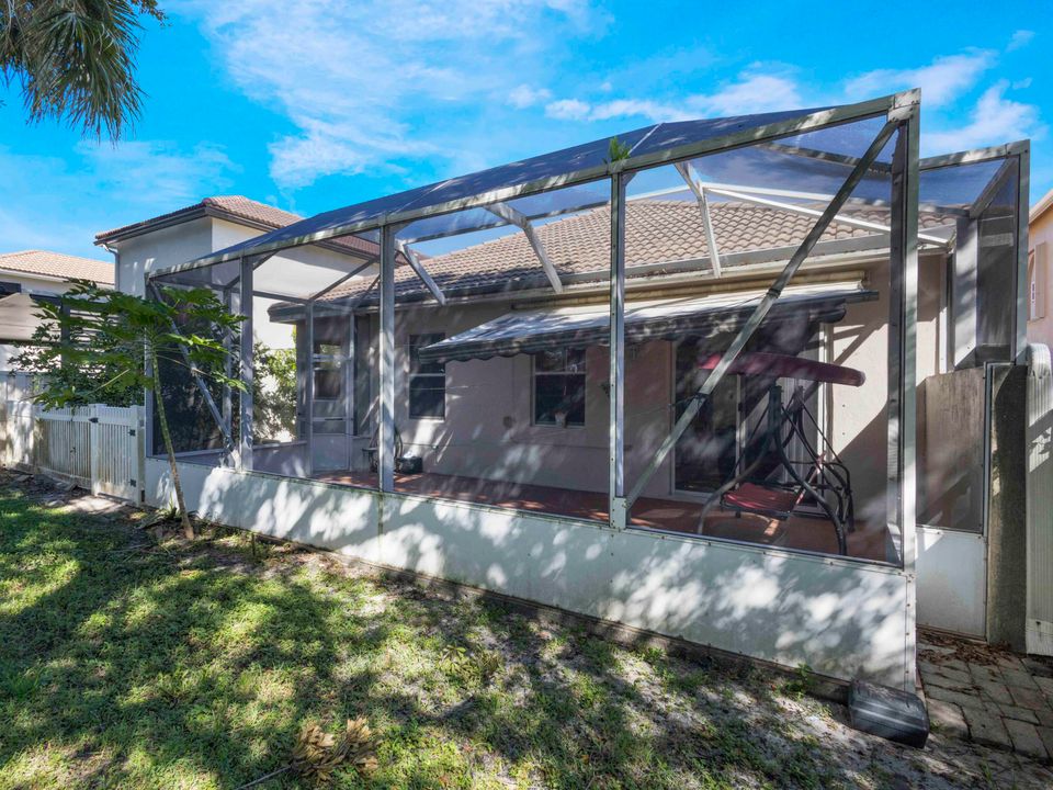 For Sale: $479,000 (3 beds, 2 baths, 1816 Square Feet)