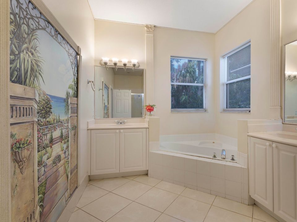 For Sale: $479,000 (3 beds, 2 baths, 1816 Square Feet)