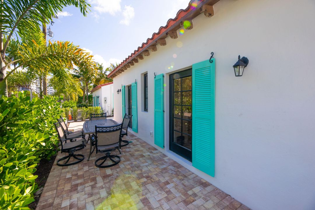 合同活跃: $6,500 (2 贝兹, 2 浴室, 1000 平方英尺)