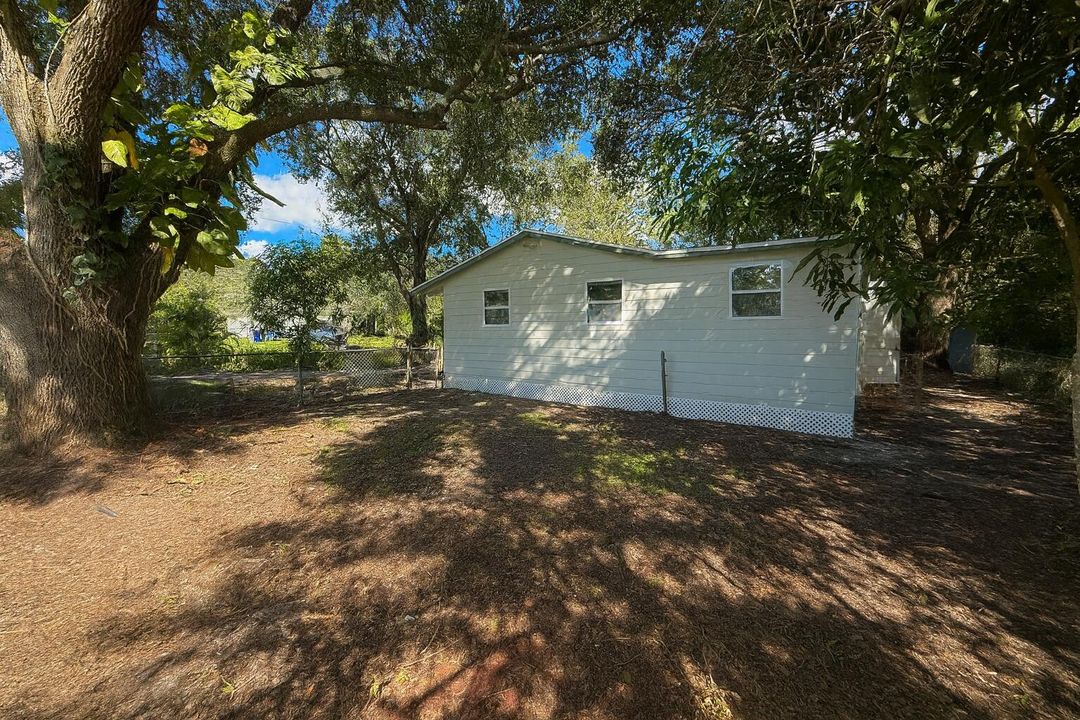 合同活跃: $198,500 (4 贝兹, 2 浴室, 760 平方英尺)