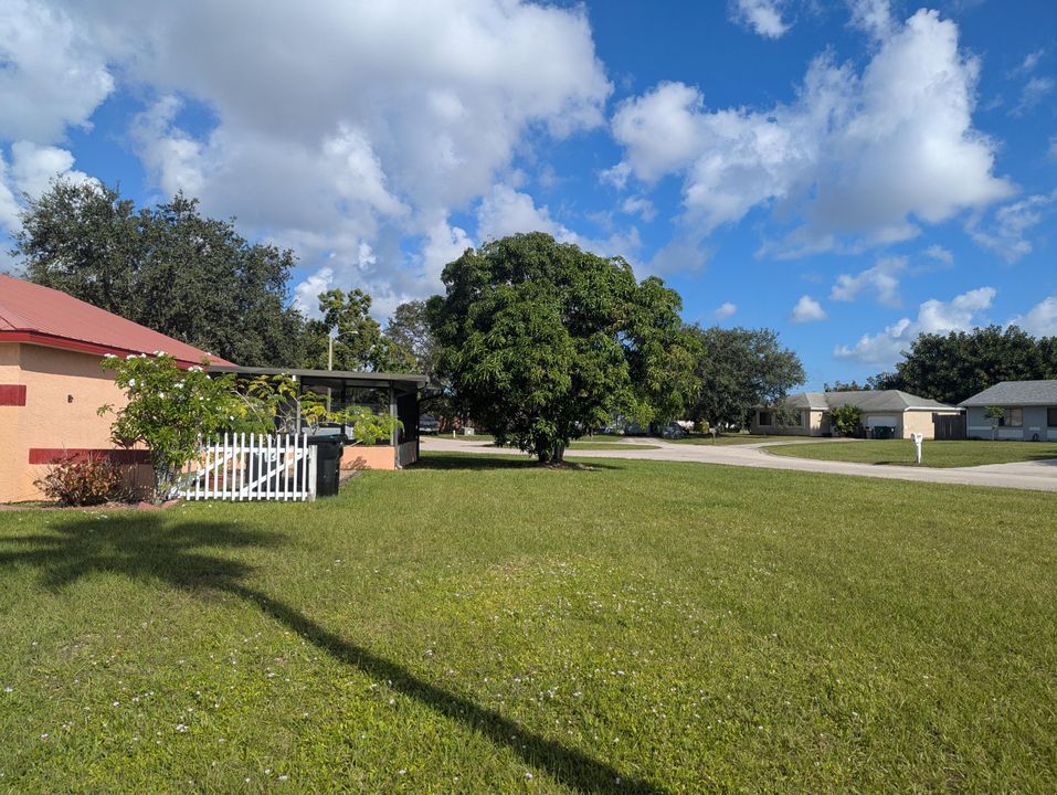 For Rent: $2,200 (3 beds, 2 baths, 1260 Square Feet)