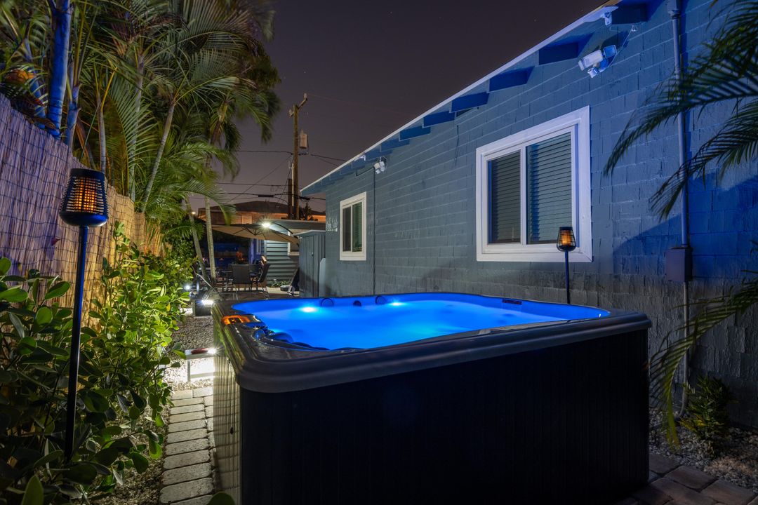 For Sale: $715,000 (0 beds, 0 baths, 1612 Square Feet)