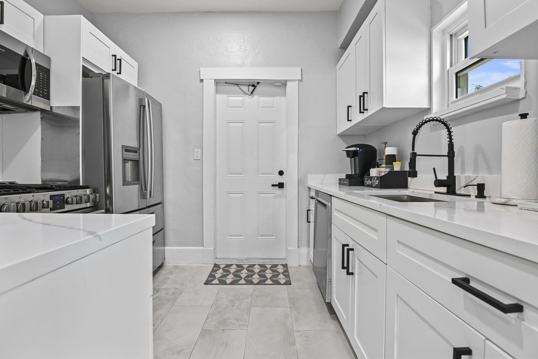 For Sale: $715,000 (0 beds, 0 baths, 1612 Square Feet)