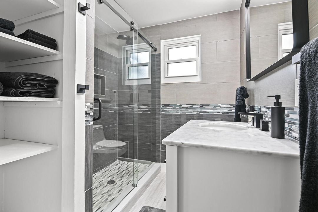 For Sale: $715,000 (0 beds, 0 baths, 1612 Square Feet)