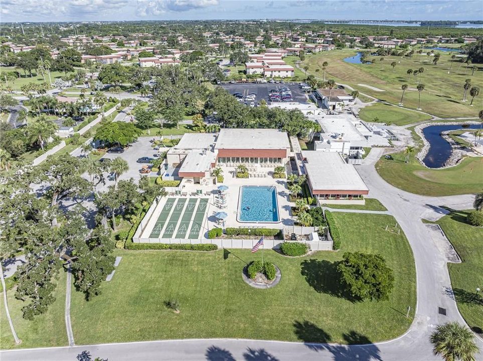 出租: $2,500 (2 贝兹, 2 浴室, 1251 平方英尺)