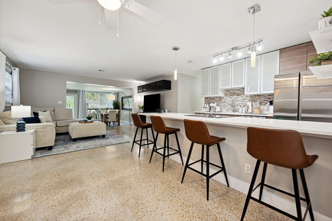 For Sale: $795,000 (3 beds, 2 baths, 1674 Square Feet)