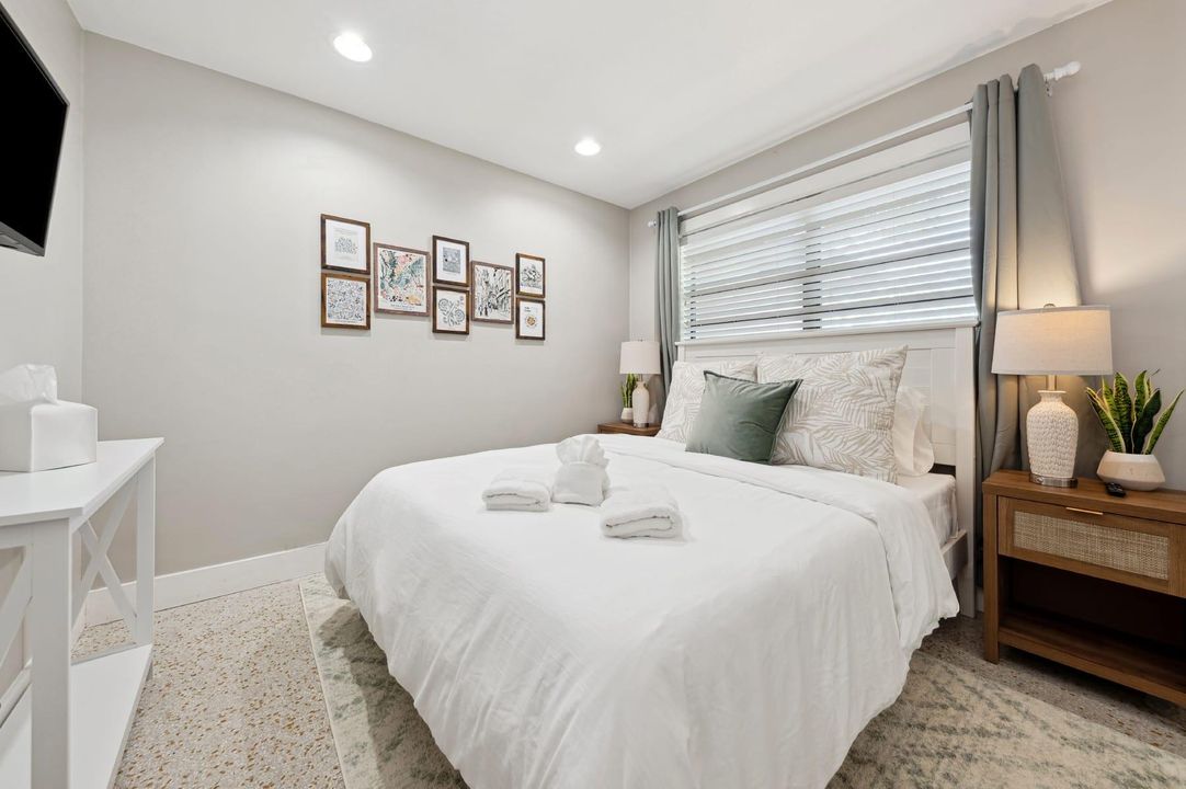 For Sale: $795,000 (3 beds, 2 baths, 1674 Square Feet)