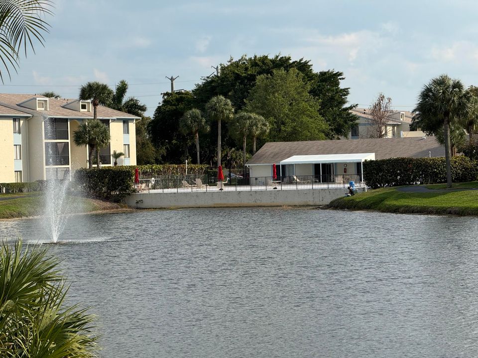 En Venta: $239,000 (2 camas, 2 baños, 1104 Pies cuadrados)