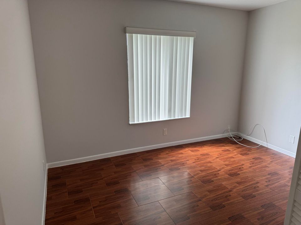 En Venta: $239,000 (2 camas, 2 baños, 1104 Pies cuadrados)