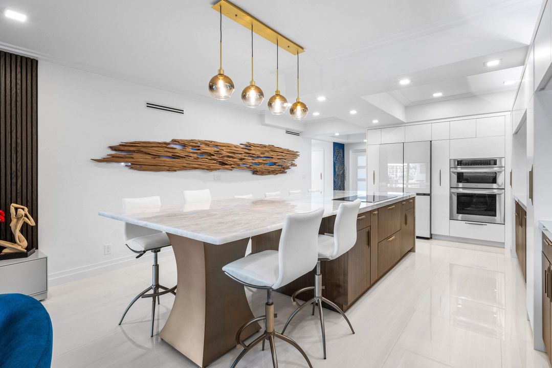 待售: $2,450,000 (3 贝兹, 2 浴室, 1766 平方英尺)