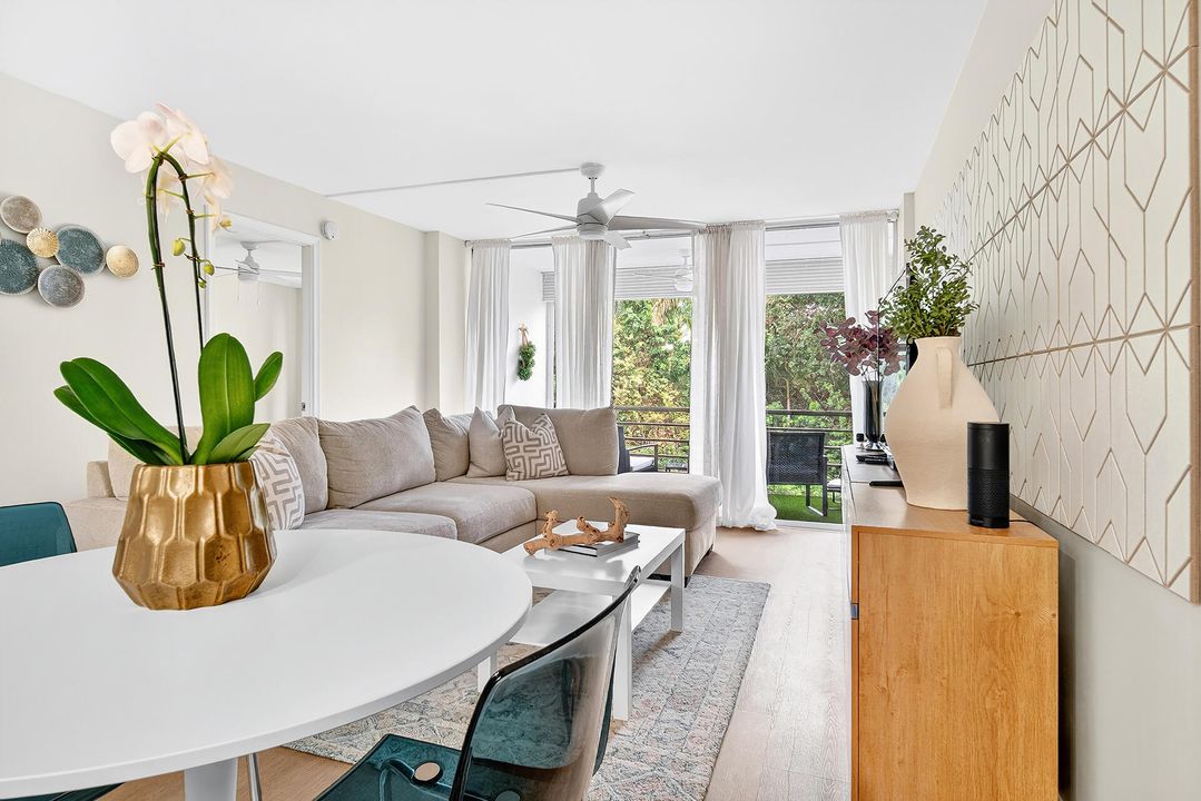 Activo con contrato: $199,998 (2 camas, 2 baños, 975 Pies cuadrados)