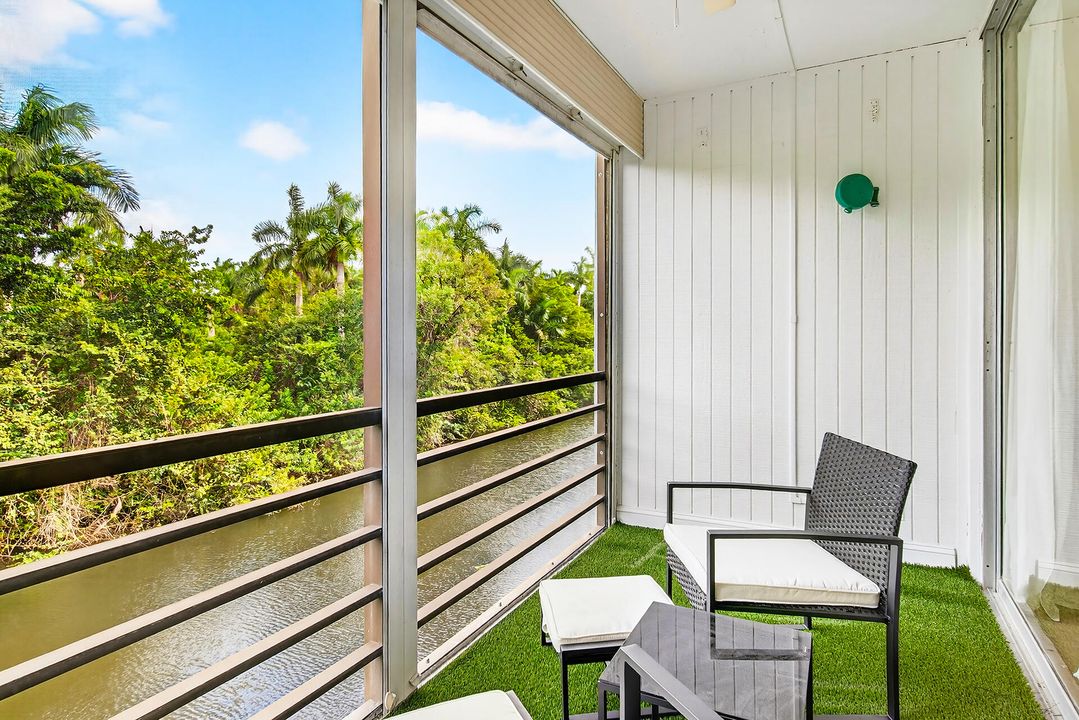 Activo con contrato: $199,998 (2 camas, 2 baños, 975 Pies cuadrados)