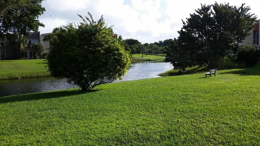 For Rent: $2,025 (2 beds, 2 baths, 1023 Square Feet)