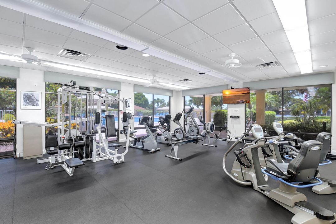 For Sale: $285,000 (2 beds, 2 baths, 1609 Square Feet)