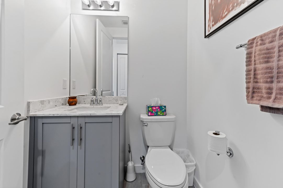 En Venta: $529,000 (3 camas, 2 baños, 1900 Pies cuadrados)