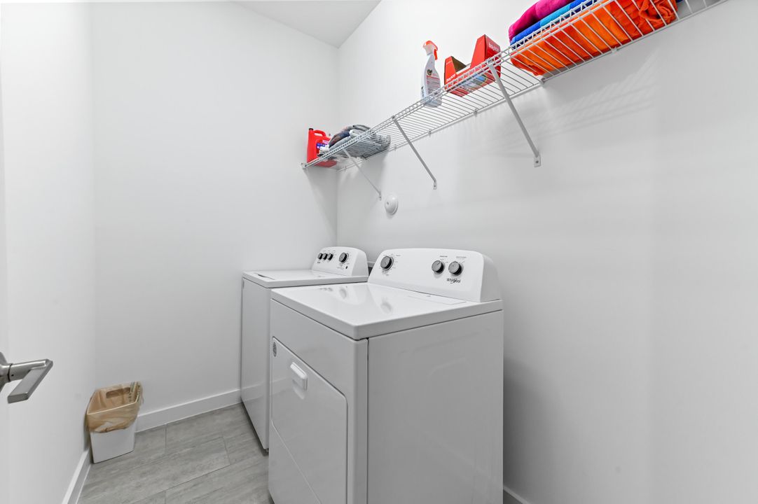 En Venta: $529,000 (3 camas, 2 baños, 1900 Pies cuadrados)