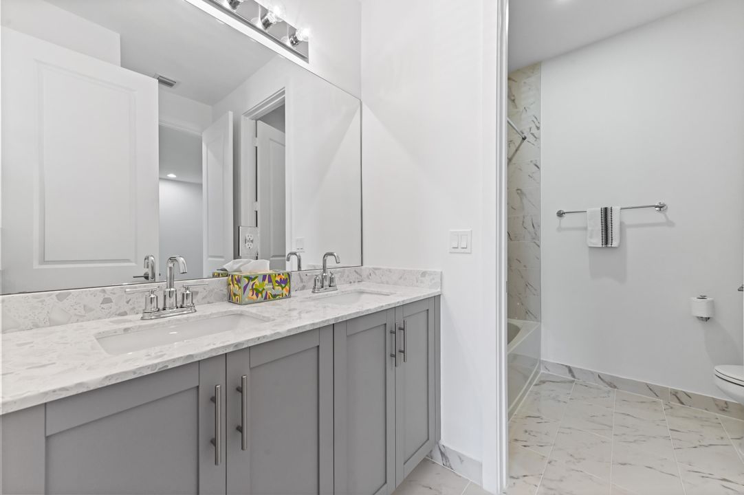 En Venta: $529,000 (3 camas, 2 baños, 1900 Pies cuadrados)