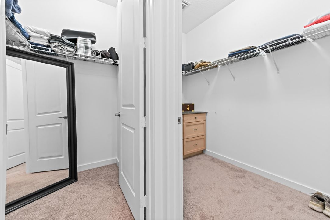 En Venta: $529,000 (3 camas, 2 baños, 1900 Pies cuadrados)