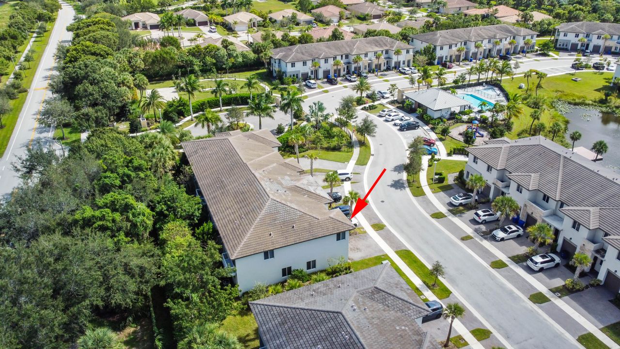 En Venta: $529,000 (3 camas, 2 baños, 1900 Pies cuadrados)